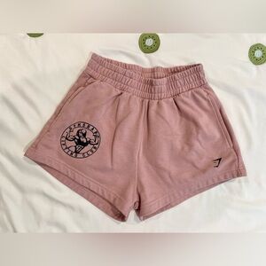 Gymshark | Strong Girl Lifting Club Graphic Shorts, Light Pink, XS